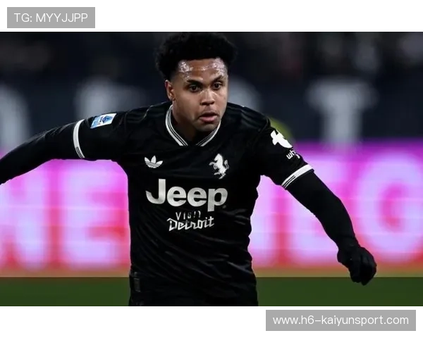 尤文稳固防线后快速反击，麦肯尼中路推进非常强势